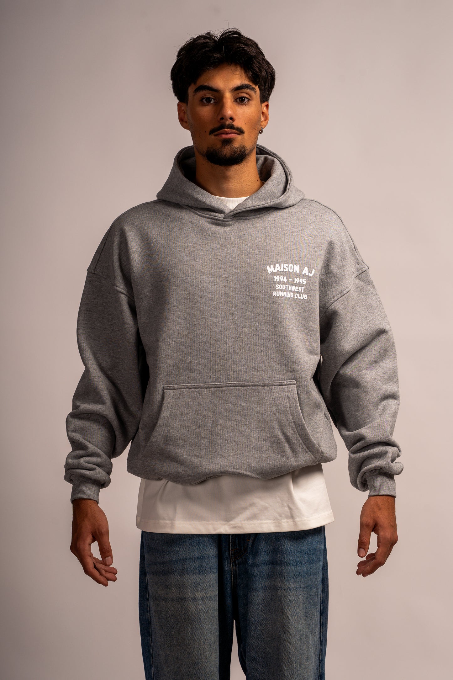 Hoodie MAISON AJ – Running Club Gris