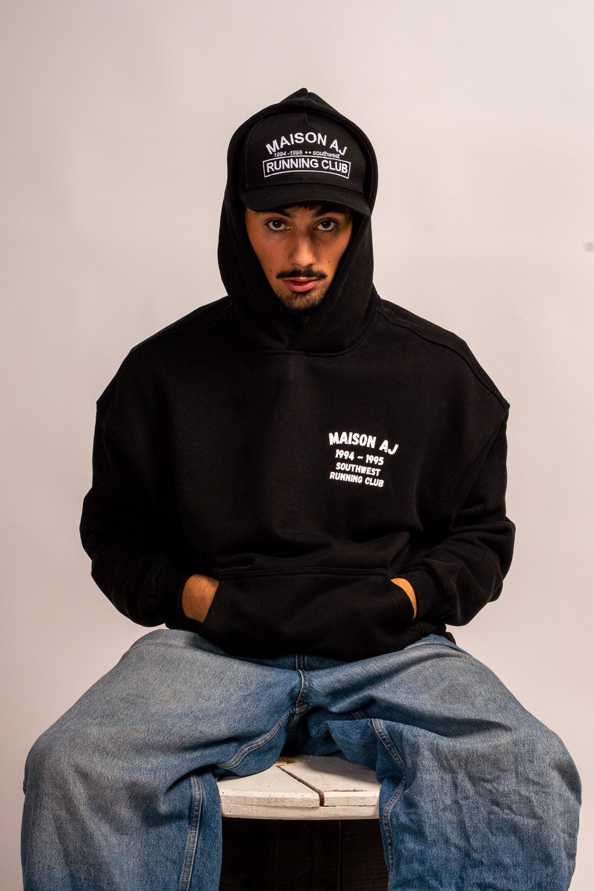 Hoodie MAISON AJ – Running Club Noir